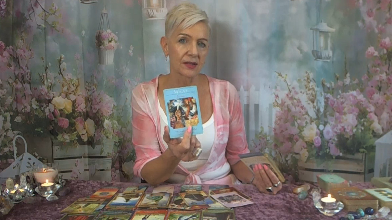 Daily Horoscope 19-11-2025 by Psychic Medium, Rose Burnett at The Rose Burnett Show